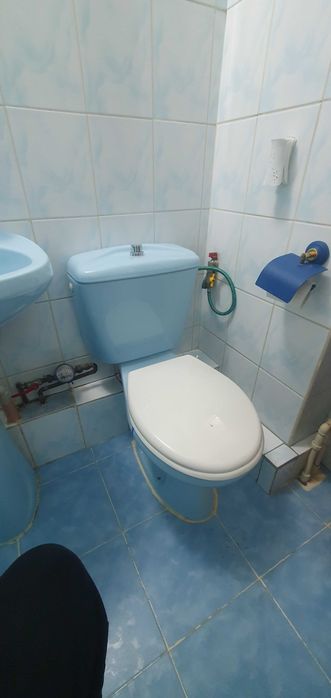 Vand cada, toaleta si chiuveta