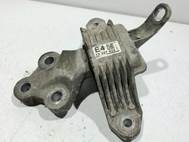 Tampon motor stanga Opel Astra J 13337422 1.4 benzina A14XER