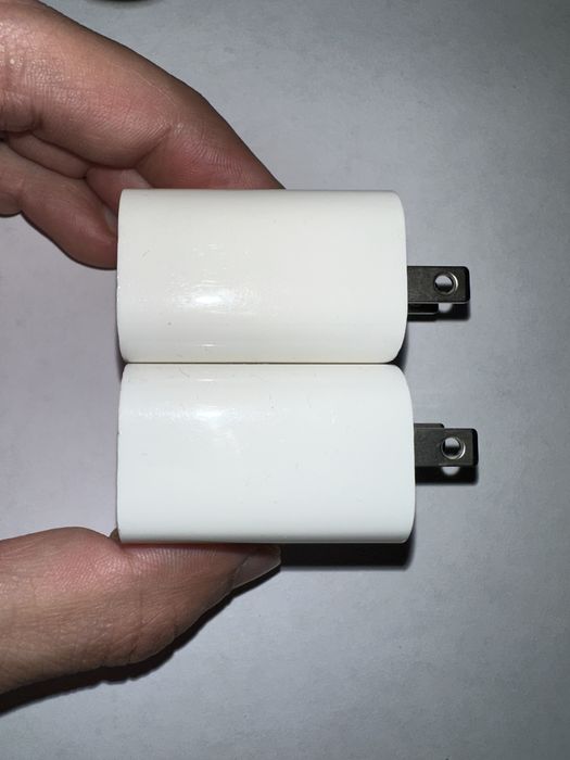 Оригинальное зарядное устройство Apple iPhone 20W (б/у)