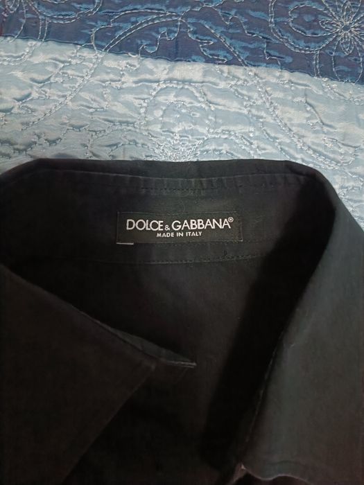 Женская рубашка от Dolce Gabbana .