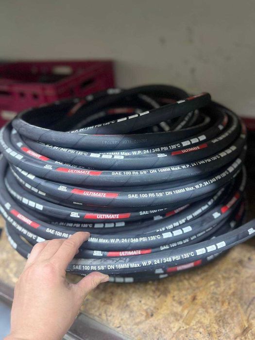 Резиновый шланг  маслянного охлаждения от компрессора без фитинга 5/8