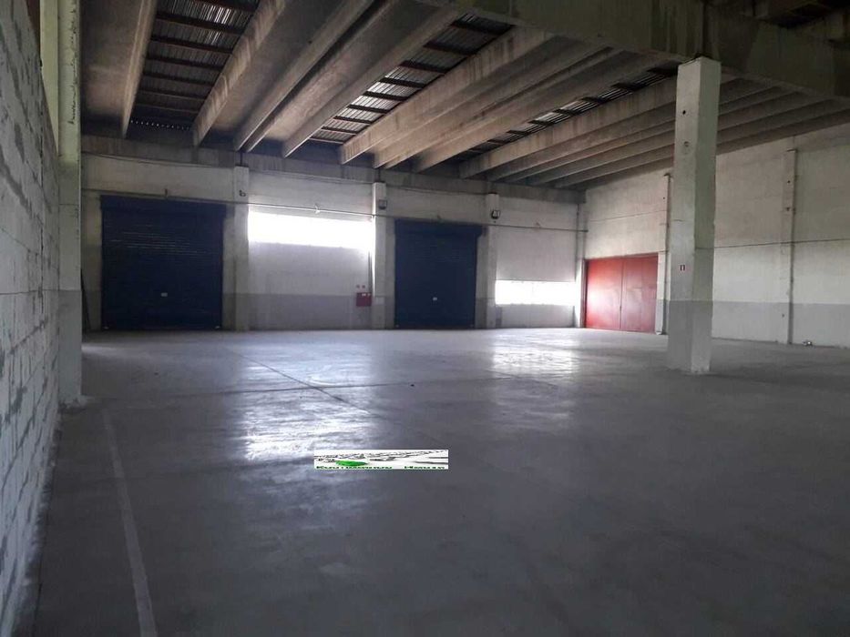 Дава се под наем Склад в Пловдив, Индустриална зона - Юг - 1782 кв.м за 6771 € - Снимка #1