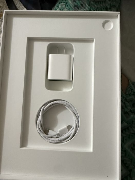 Ipad А16 11дюмов 2025год. 256гб