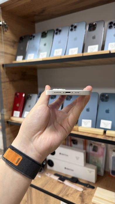 iPhone 13 256GB