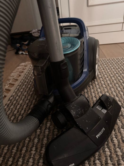 Продам пылесос Philips