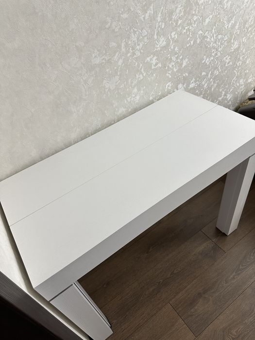 Продам деревянный стол