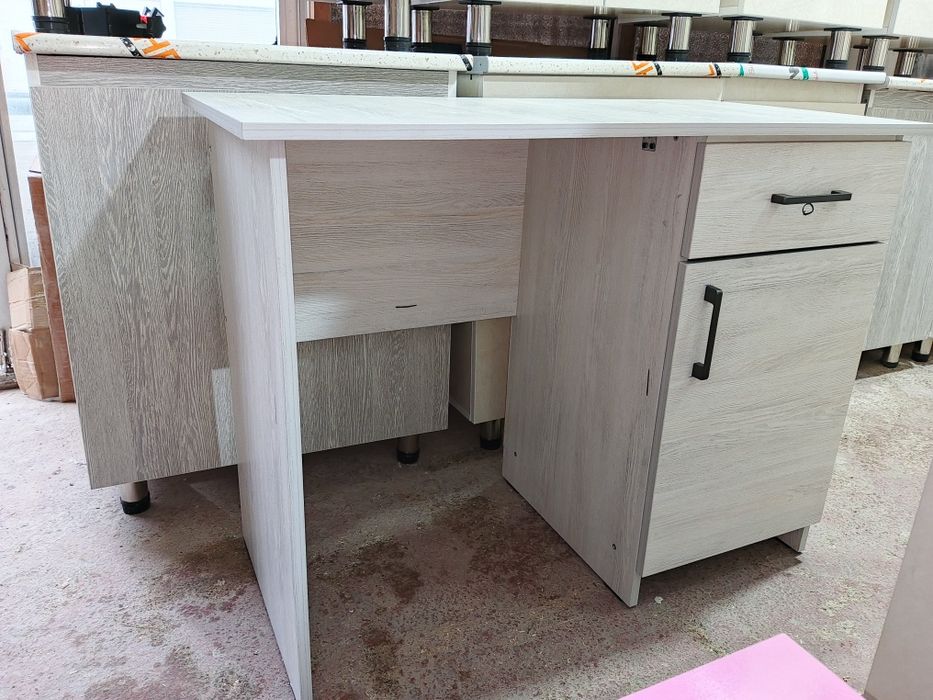 Писминия стол письменный писминия писмений