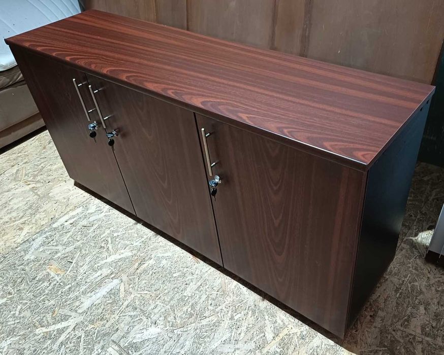 Comoda cu 3 usi si cheie; Mic Dulap cu rafturi pentru birou