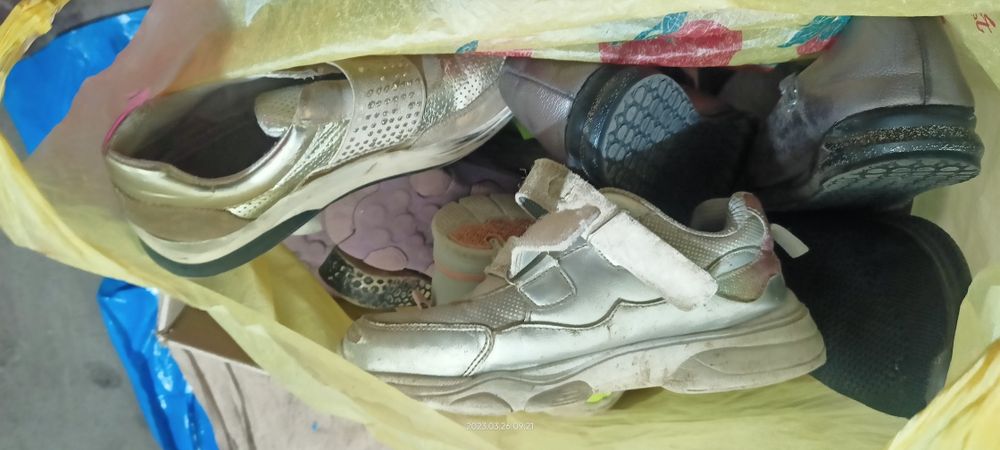 Продам детские сапожки