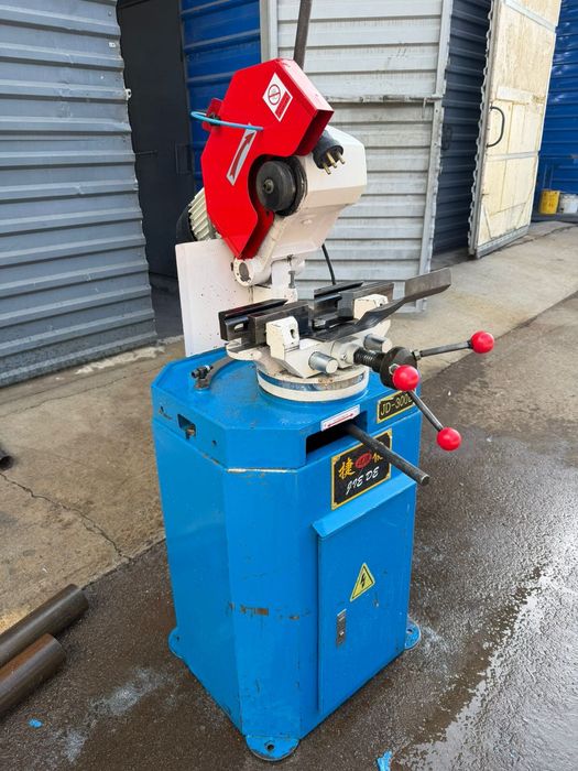 Продам отрезной станок по металлу