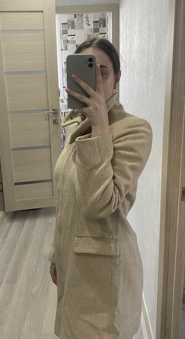 Продам пальто MANGO