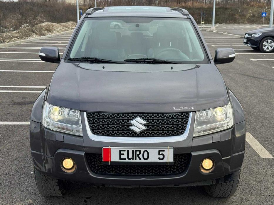 Suzuki Grand Vitara facelift / 4x4 / Trapa / Xenon / Piele / 2012