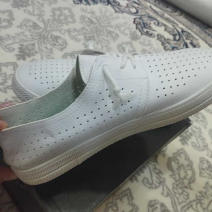 Кеды белые тканевые и кожаные