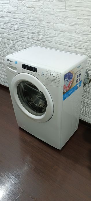 Продаю стиральную машинку