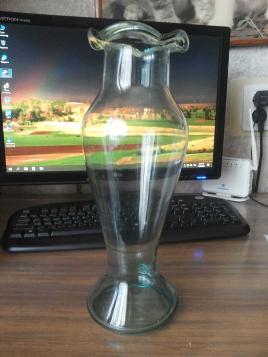 Ваза стеклянная советская