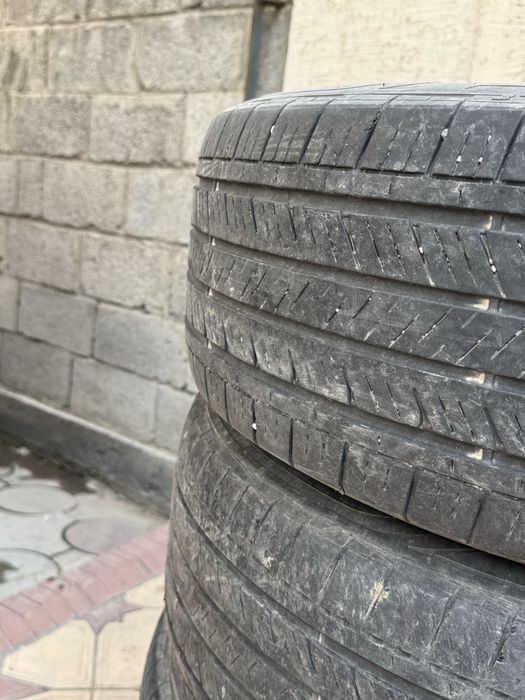 Шины летние Goodyear 235/55/19