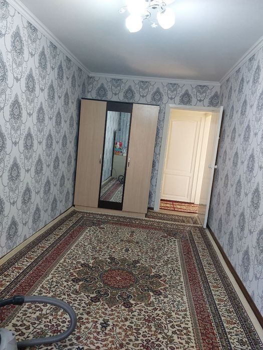 Kvartira 3 xonali/3 etaj /4 etajka dom