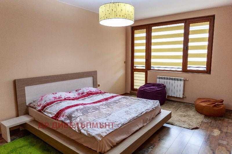 Гео Милев, ул.Гео Милев