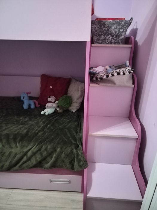 Pat  dormitor fete