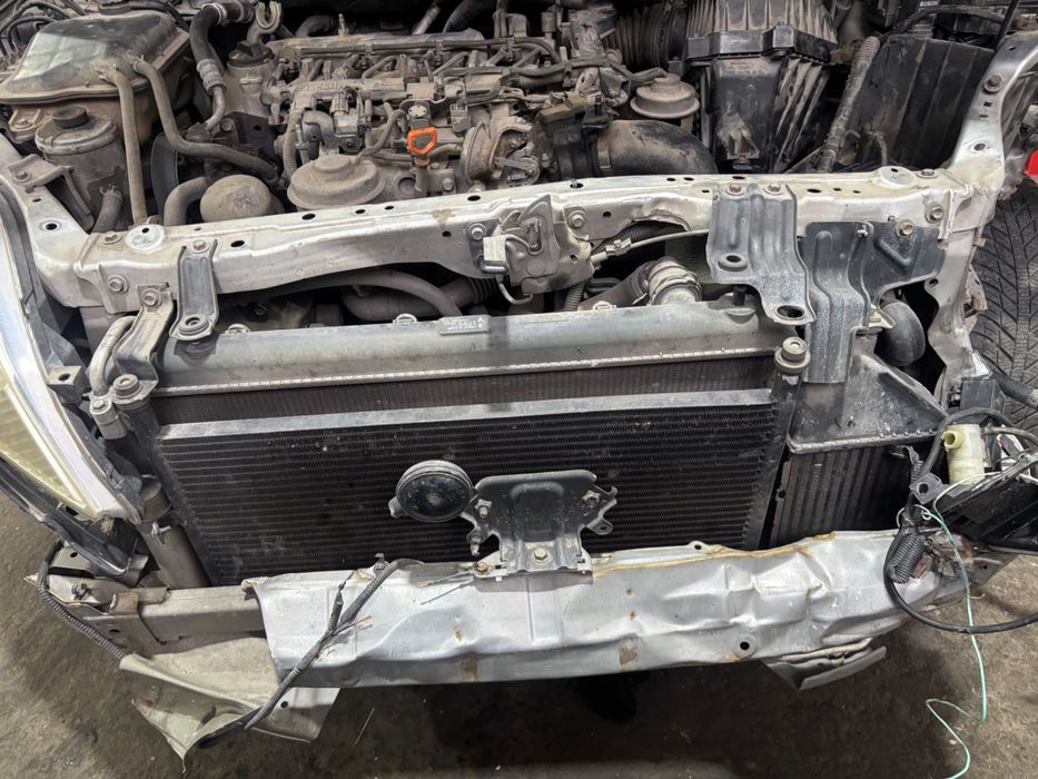 Honda frv 2.2 cdti na chasti