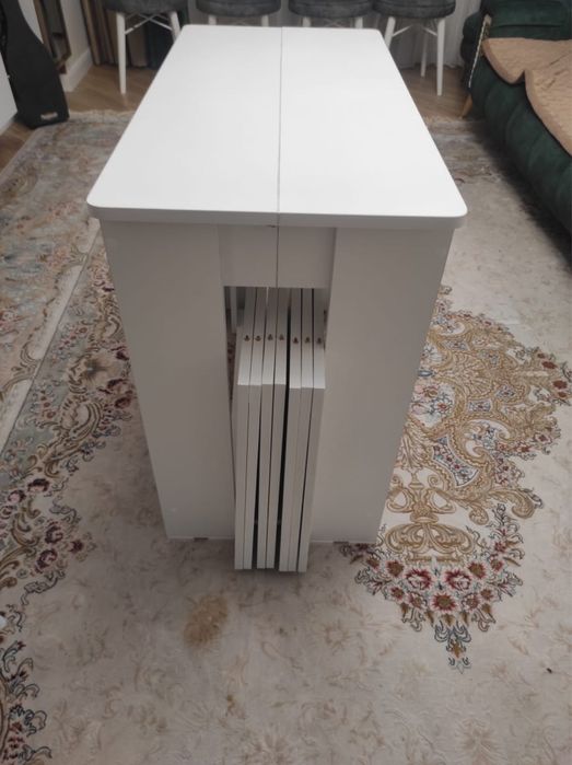 Срочно продам стол