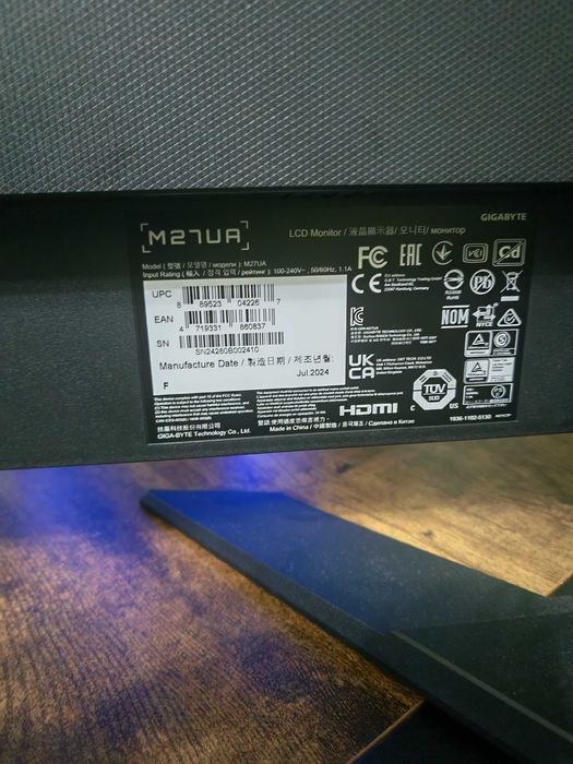 PlayStation 5 Slim 1TB  + Monitor Gigabyte M27UA 4K
