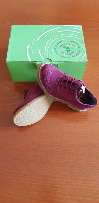 Нови детски обувки