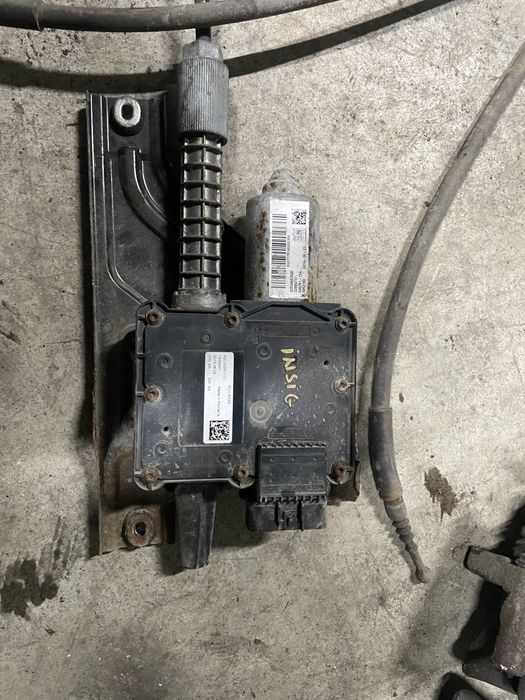 Motoras frana de mana Opel Insgnia / Astra J