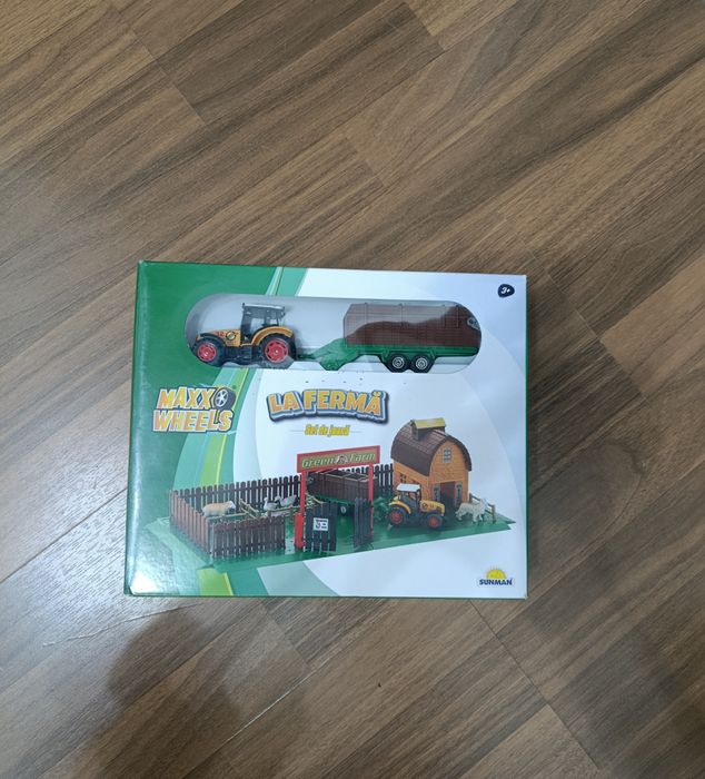 Set de joacă „La Fermă” Maxx Wheels – Tractor metalic și Animale