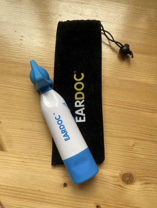 Aparat pentru vindecarea Otitei EarDoc