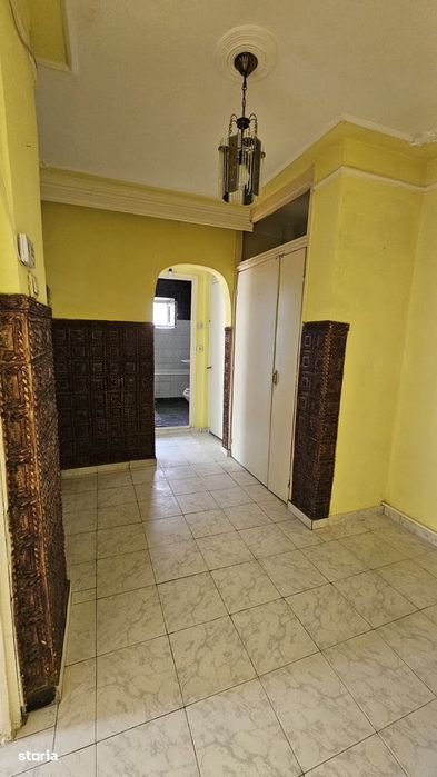 2 camere decomandat 54mp etaj intermediar bloc '86 zona Cug