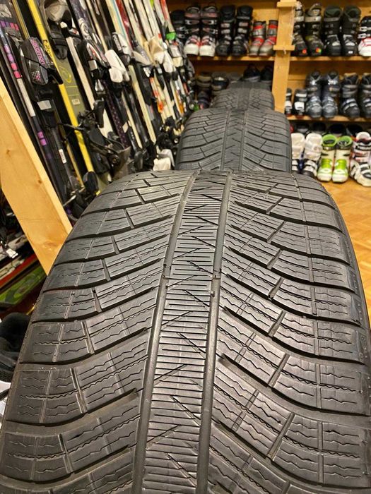 Vând anvelope iarnă michelin pilot alpin 295/40r19 265/45r19