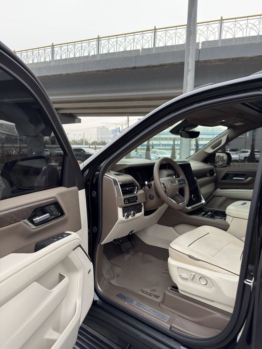 GMC Yukon Denali 2025