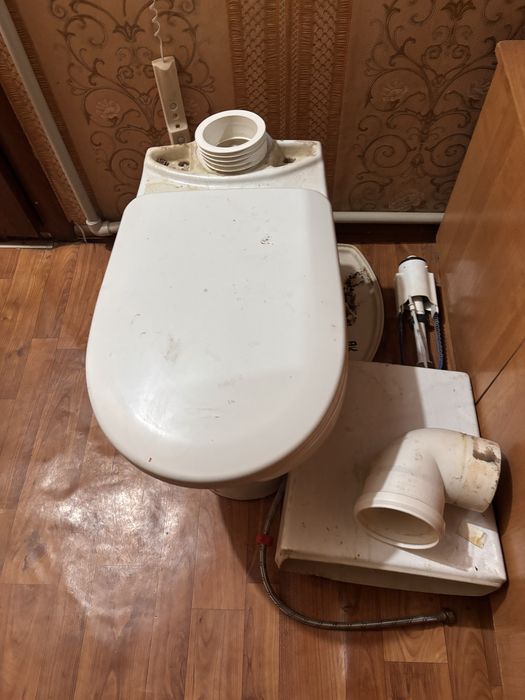 Продается унитаз буу