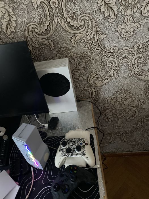 Продаю xbox series s