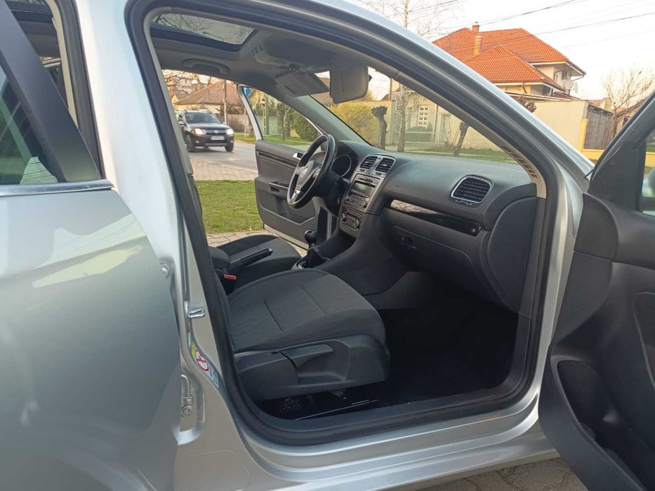 VW Golf 6 1.6 Diesel 105 Cp 2011 Euro 5 Finantare Livrare Gratuita