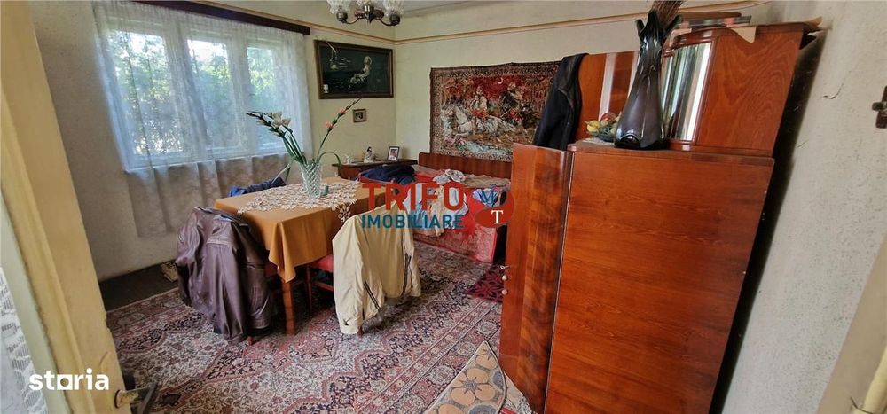 Casa veche de vanzare zona Centru