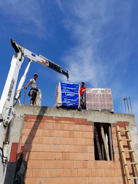 Închirieze automacara de 3.5 tone