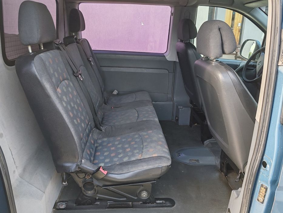 Vând Mercedes-Benz vito 115cdi mixt