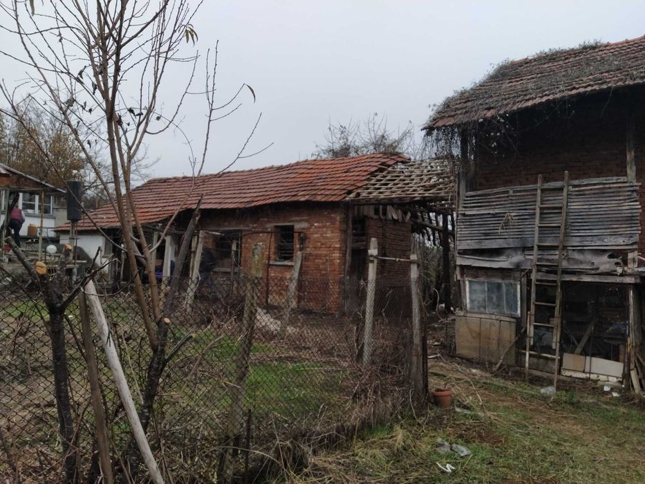 Продава се Къща в с. Пещерна, Област Ловеч - 220 кв.м за 301 €/кв.м - Снимка #16