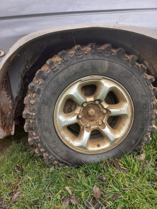 Jante aliaj pe 15 / Cauciucuri  Mazda B 2500/ Ford Ranger