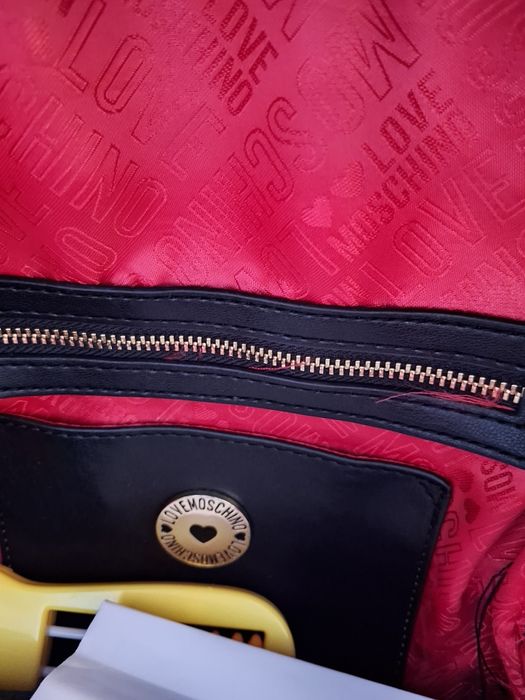 Оригинална раница love moschino