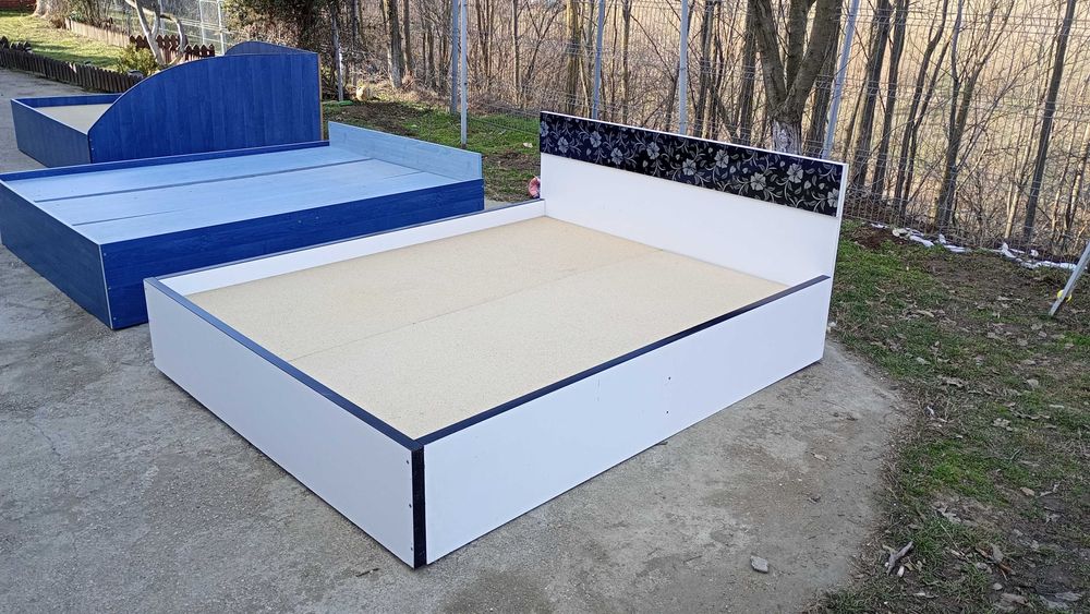 Pat 200 cm × 160 cm alb