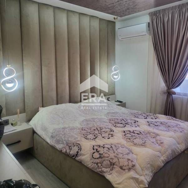 Тристаен луксозен апартамент в кв. ,,Бадема,,