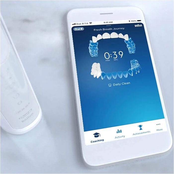 Электрическая зубная щетка Oral B Genius x 20000N Clean