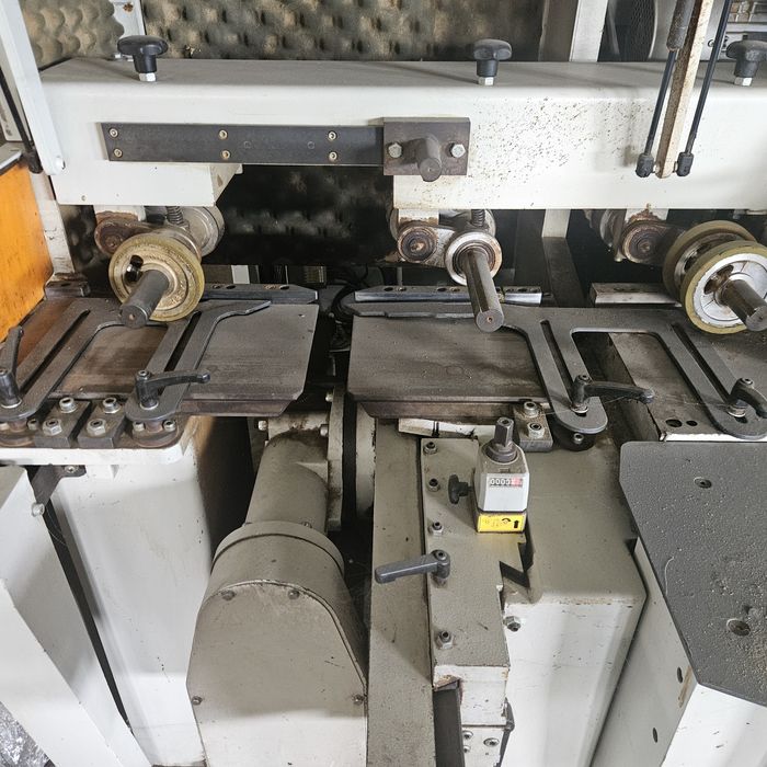 Хасковска четиристранка 4+1 универсална глава ширина 230 мм.височина 1