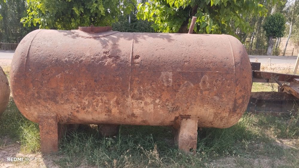 Zil prsep va 5 tonnalik bochka birga sotiladi