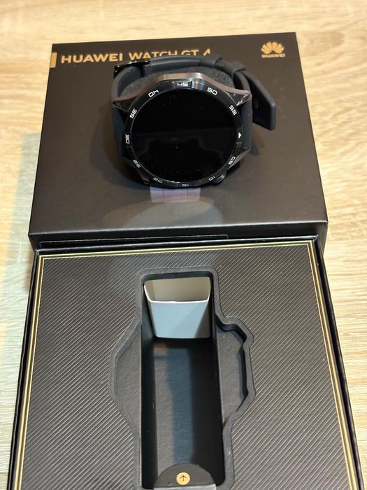 Huawei watch GT4, impecabil