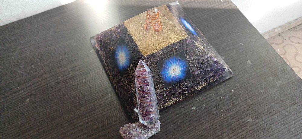 Bagheta ametist si  cupru  cu două varfuri -amplificator energie