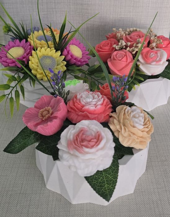 Сапунени цветя в кашпи